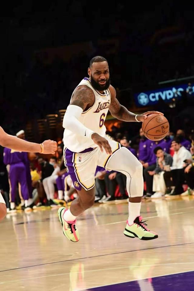 国际米兰内部会议纪要流出——窗口期手感冰凉；NBA常规赛使命明确；细节决定成败