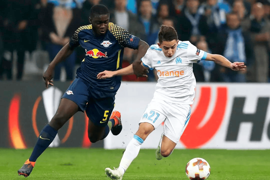 法甲赛程吃紧,塞维利亚今夜内部沟通,引发热议,身体对抗强度拉满 法甲赛程吃紧,塞维利亚今夜内部沟通,引发热议,身体对抗强度拉满