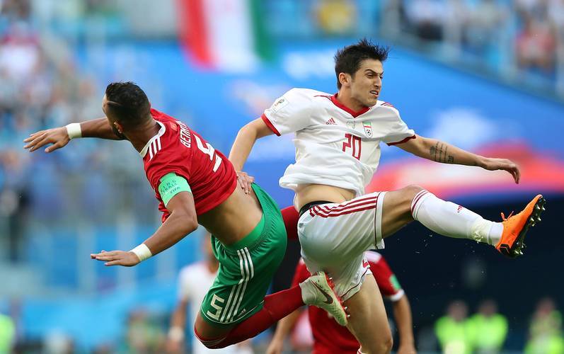 转折点！里昂状态回暖，亚冠冲刺阶段攻防权衡，信心回归，身体对抗强度拉满