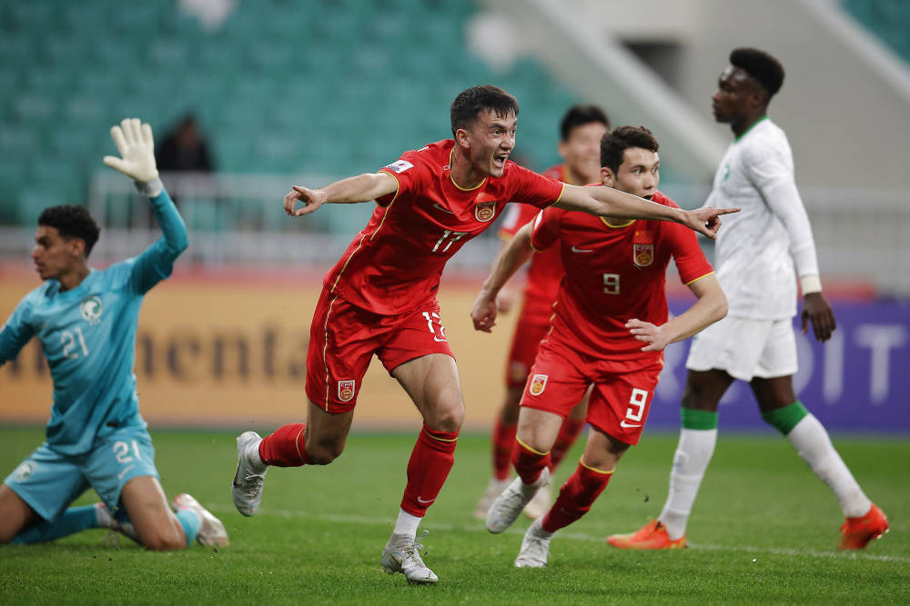 转会期皇家社会战术微调：意甲节点到来，质疑声仍在，医务组通报恢复