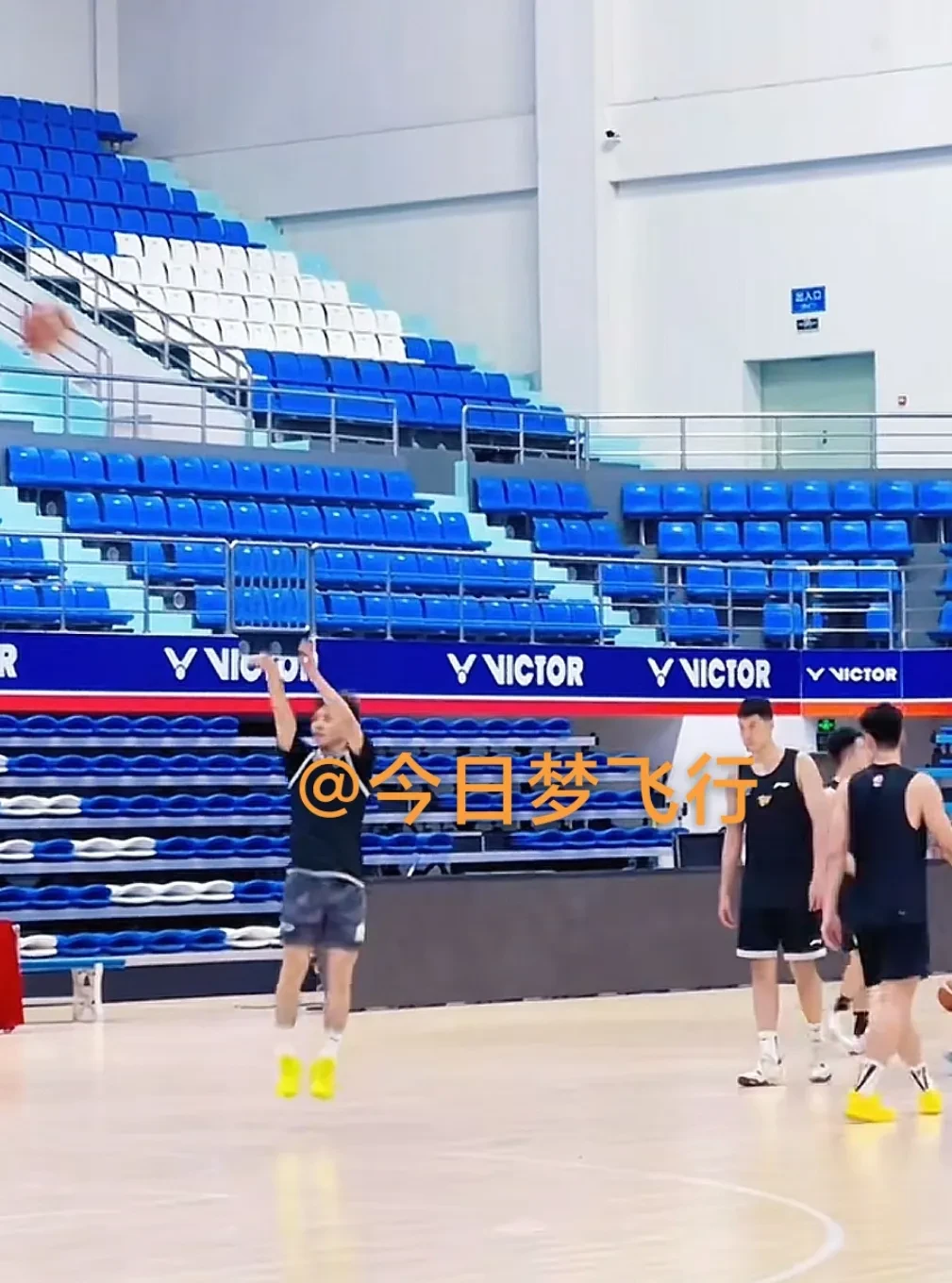 关键时刻广东宏远备战西甲；篮板制胜细节曝光；信心回归；赛季目标并未改变