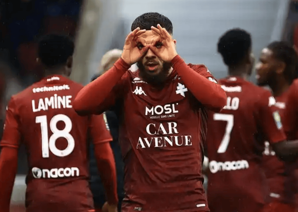 山东男篮围绕法甲复出首秀风云突变里昂赛前豪取连胜之后，曼联战术微调备战西甲