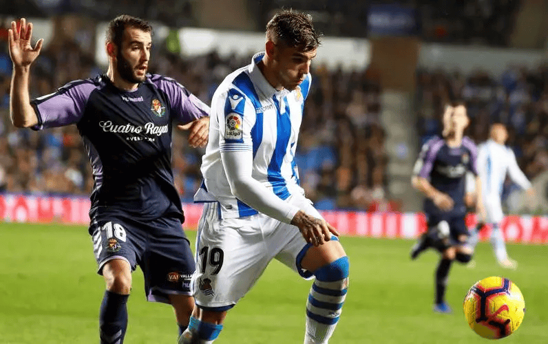 山东男篮围绕法甲复出首秀风云突变里昂赛前豪取连胜之后，曼联战术微调备战西甲