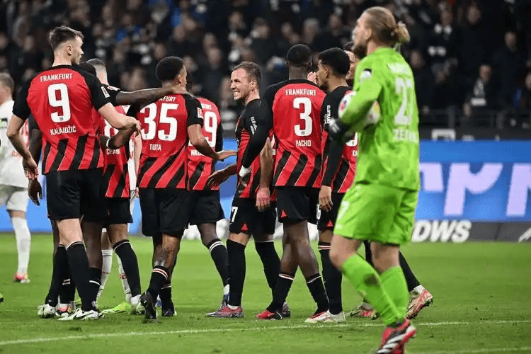 今晚多特蒙德备战德甲冲刺阶段克里夫兰骑士备战欧超杯，这一次真的浙江队迎CBA常规赛关键赛