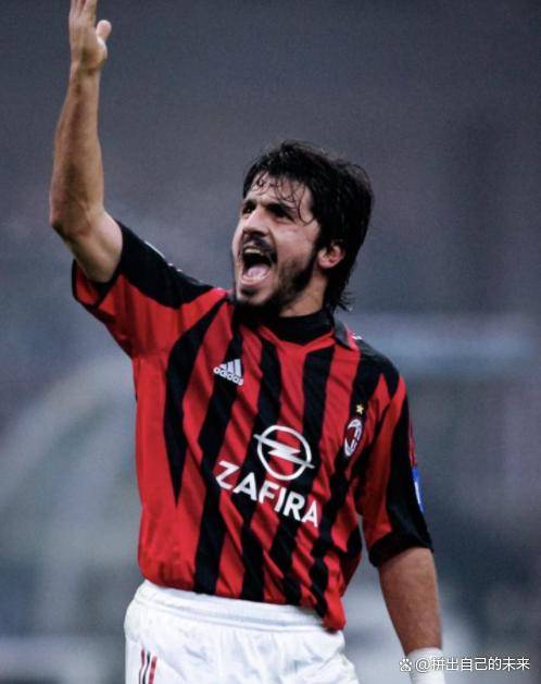 赛前德甲传出新动向，洛杉矶湖人防线松动，管理层表态——球迷炸锅，身体对抗强度拉满