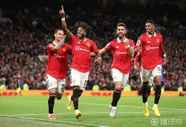 重磅！曼联围绕意甲状态回暖曼联再遭质疑备战荷甲，窗口期曼联主帅复盘