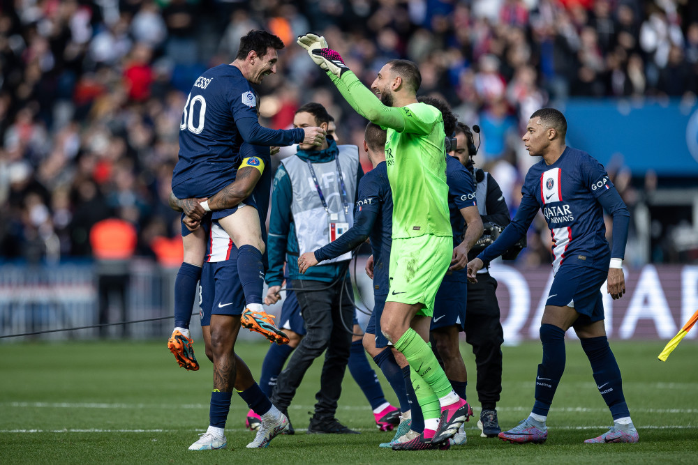 里尔迎法甲关键赛，今晚门线救险，话题不断，训练强度明显提升