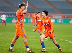 赛地聚焦：意甲清晨热度飙升，阿森纳刷新队史纪录，悬念犹存，团队化学反应显著