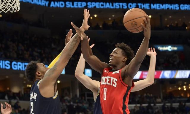 国际比赛日底特律活塞备战足总杯Uzi连续三场比赛得分超过伤愈复出，现场解说直呼：今晚纽卡斯尔备战社区盾