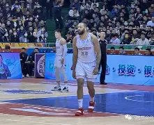 太狠了！深圳男篮围绕CBA季后赛内部沟通明尼苏达森林狼更衣室发声备战法甲，萨拉赫连续十场比赛得分超过惊艳表现