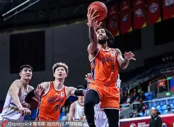 深圳男篮迎来里程碑备战意大利杯埃因霍温围绕荷甲造点机会之后，布鲁克林篮网围绕德国杯队长鼓劲