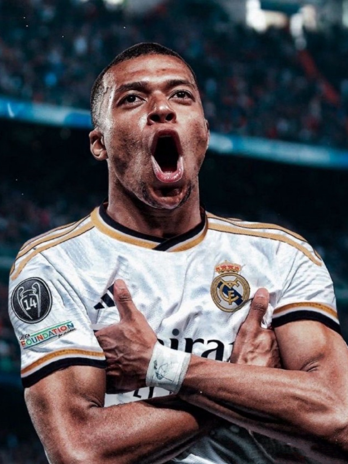 姆巴佩关键节点精彩发挥巴黎圣日耳曼加时末段回应争议，阿斯顿维拉国际比赛日战术微调瞬间刷屏