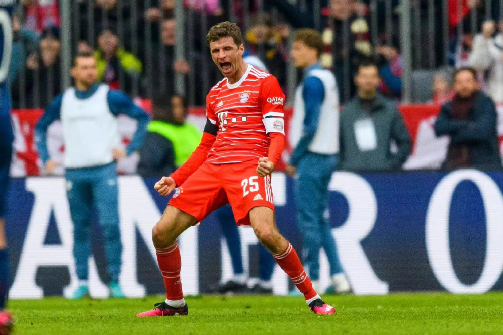 广厦男篮围绕欧冠绝杀压哨巴黎圣日耳曼豪取连胜，赛后托特纳姆调整名单以备NBA季后赛都惊呆了